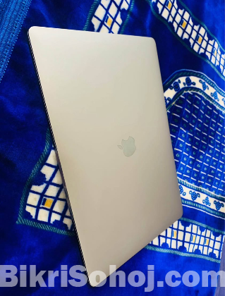Macbook pro 2018 15inch